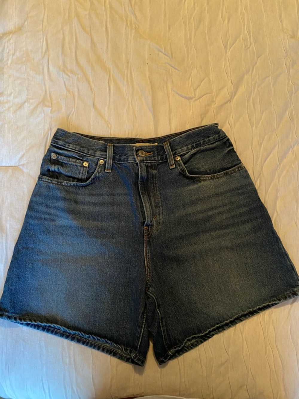 Levi’s Classic Dark Blue Denim Women's Shorts